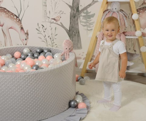 Suchy basen minky H-40 cm z piłkami 200szt.- czekoladowy Suchy basen minky H-40 cm z piłkami 200szt.- czekoladowy