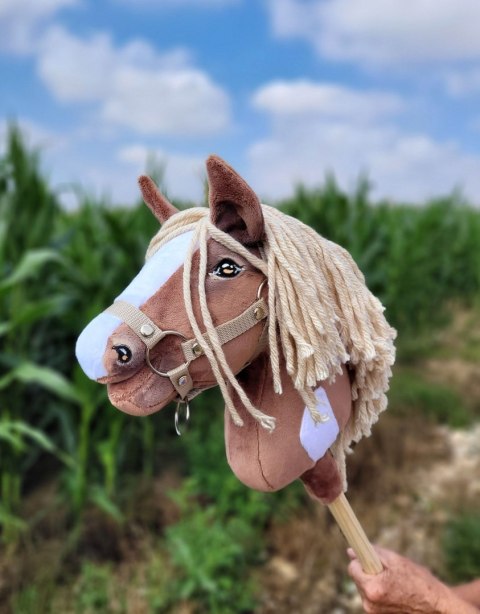 Hobby Horse Mały koń na kiju Premium - western III gniady z jasną grzywą A4 Hobby Horse Mały koń na kiju Premium - western III gniady z jasną grzywą A4