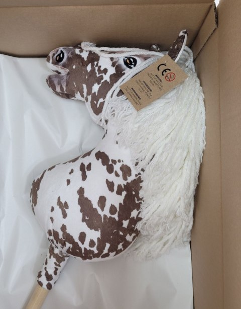 Hobby Horse Duży koń na kiju Premium - tarantowaty biało-brązowy z białą grzywą A3 Hobby Horse Duży koń na kiju Premium - tarantowaty biało-brązowy z białą grzywą A3