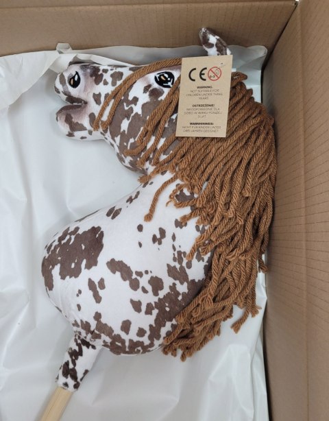 Hobby Horse Duży koń na kiju Premium - tarantowaty biało-brązowy z brązową grzywą A3 Hobby Horse Duży koń na kiju Premium - tarantowaty biało-brązowy z brązową grzywą A3
