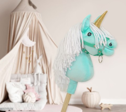 Hobby Horse Jednorożec na kiju mały miętowy z białą grzywą i złotym rogiem Hobby Horse Jednorożec na kiju mały miętowy z białą grzywą i złotym rogiem