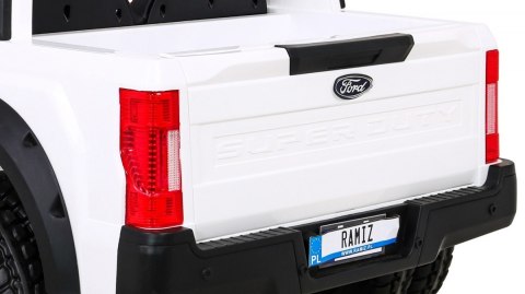 Pojazd Ford Super Duty Biały Pojazd Ford Super Duty Biały
